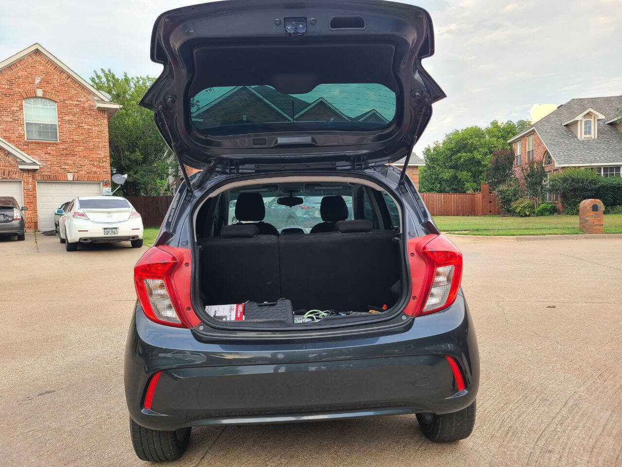 Used 2018 Chevrolet Spark LT image 23