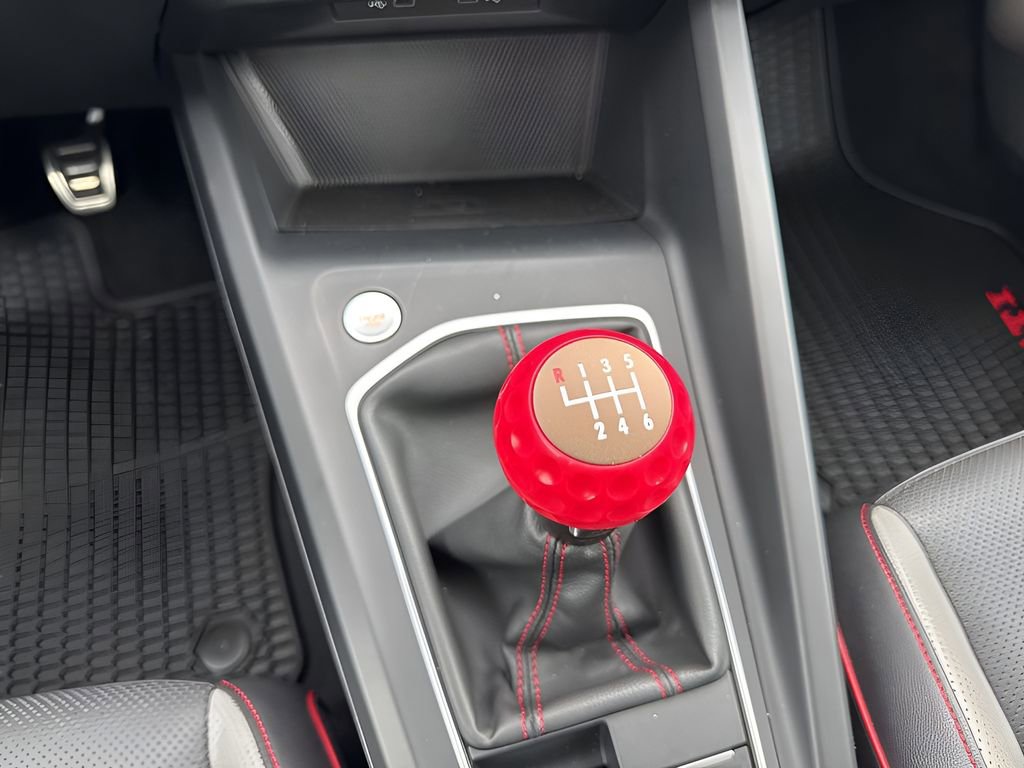 Used 2022 Volkswagen GTI Autobahn image 19