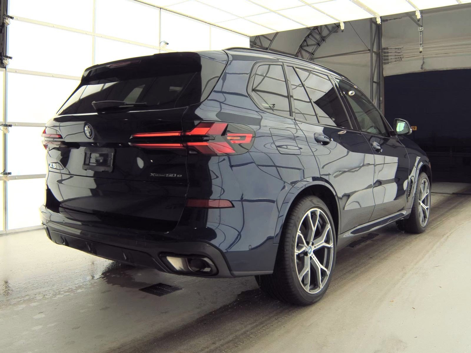 Used 2024 BMW X5 xDrive50e w/ M Sport Package image 4