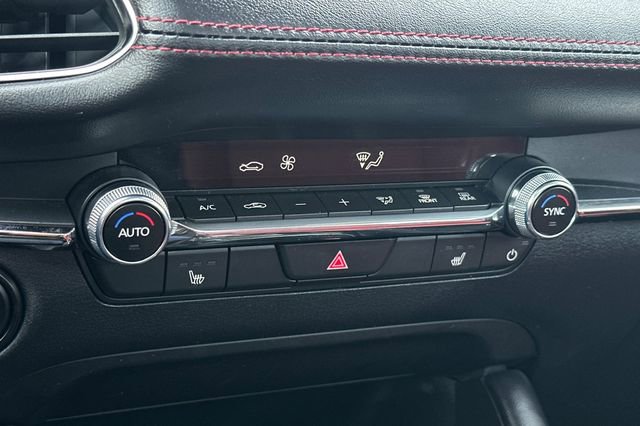 Used 2025 MAZDA MAZDA3 s image 21