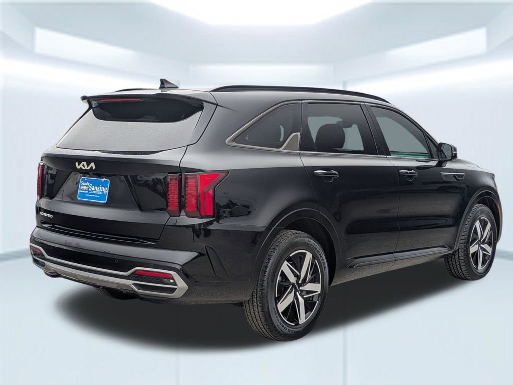Used 2023 Kia Sorento EX w/ Panoramic Sunroof Package FWD image 6