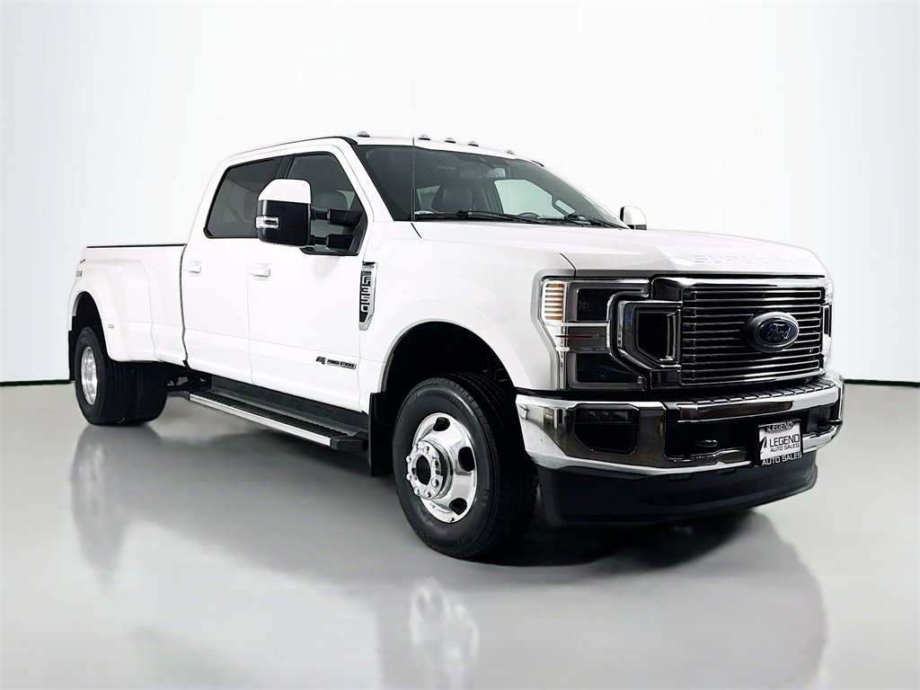 Used 2022 Ford F350 Lariat image 3