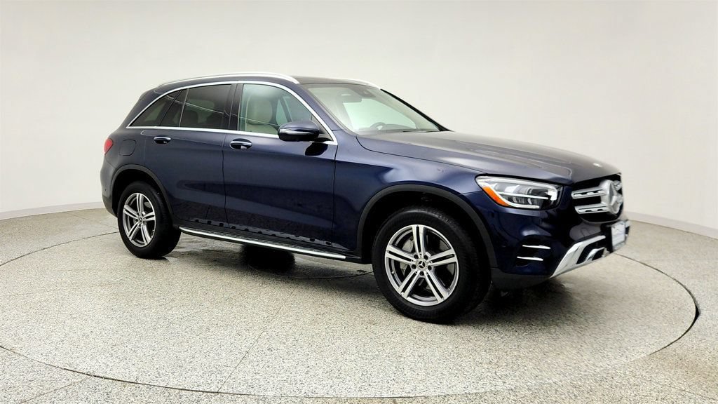 Used 2022 Mercedes-Benz GLC 300 4MATIC image 3