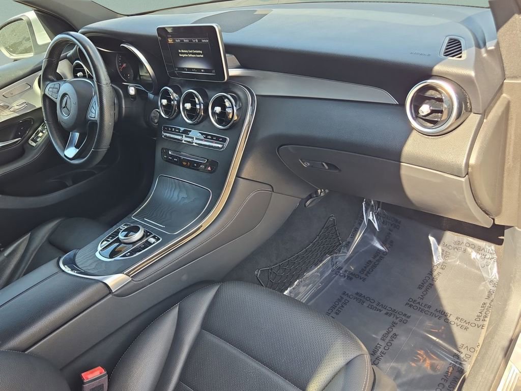 Used 2019 Mercedes-Benz GLC 300 image 16