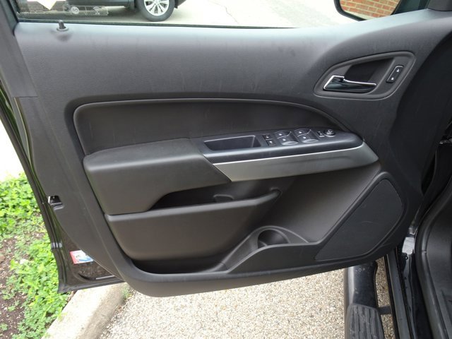 Certified 2022 Chevrolet Colorado LT w/ Luxury Package image 12