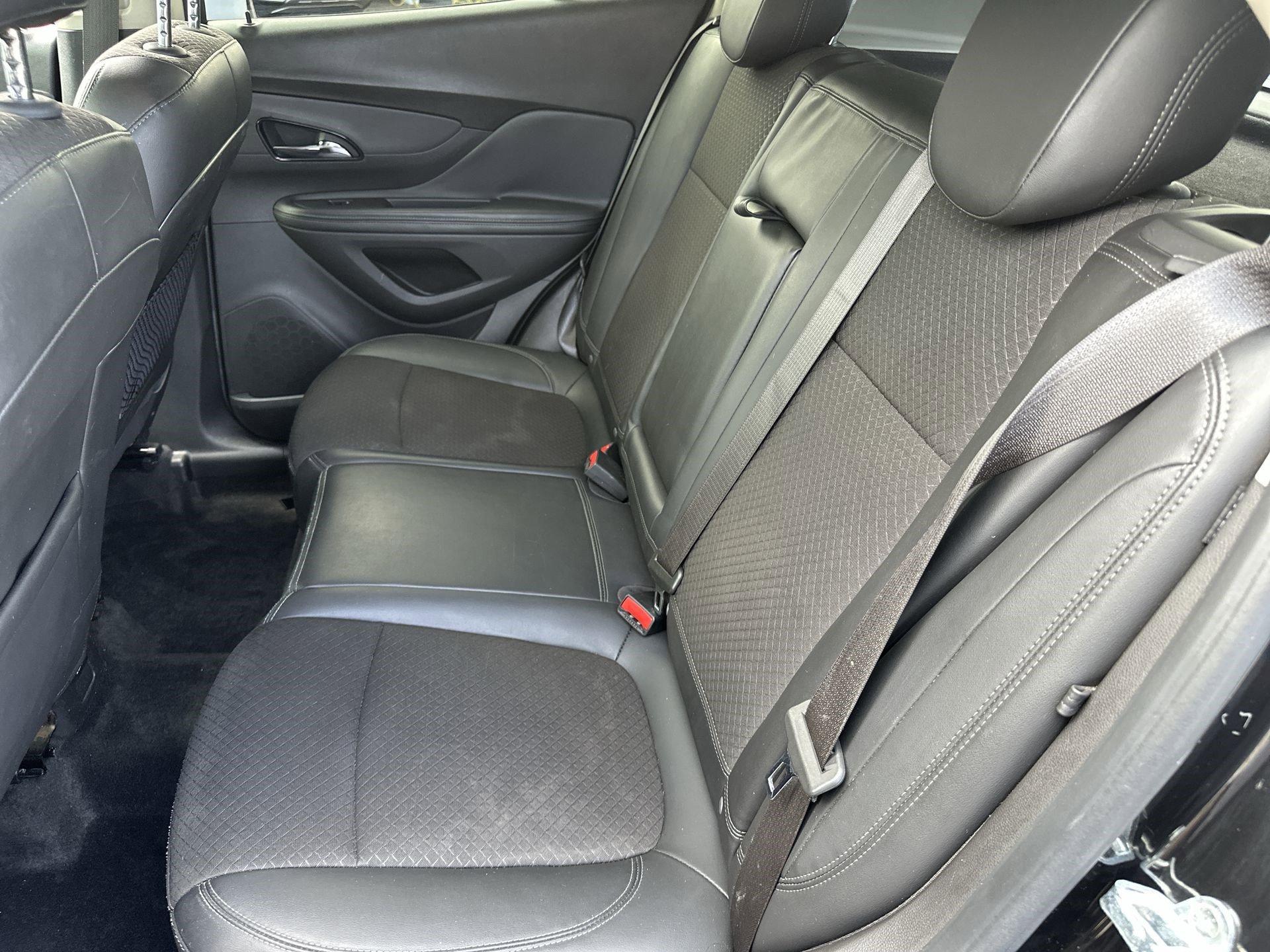 Used 2019 Buick Encore Preferred w/ Safety Package FWD image 23