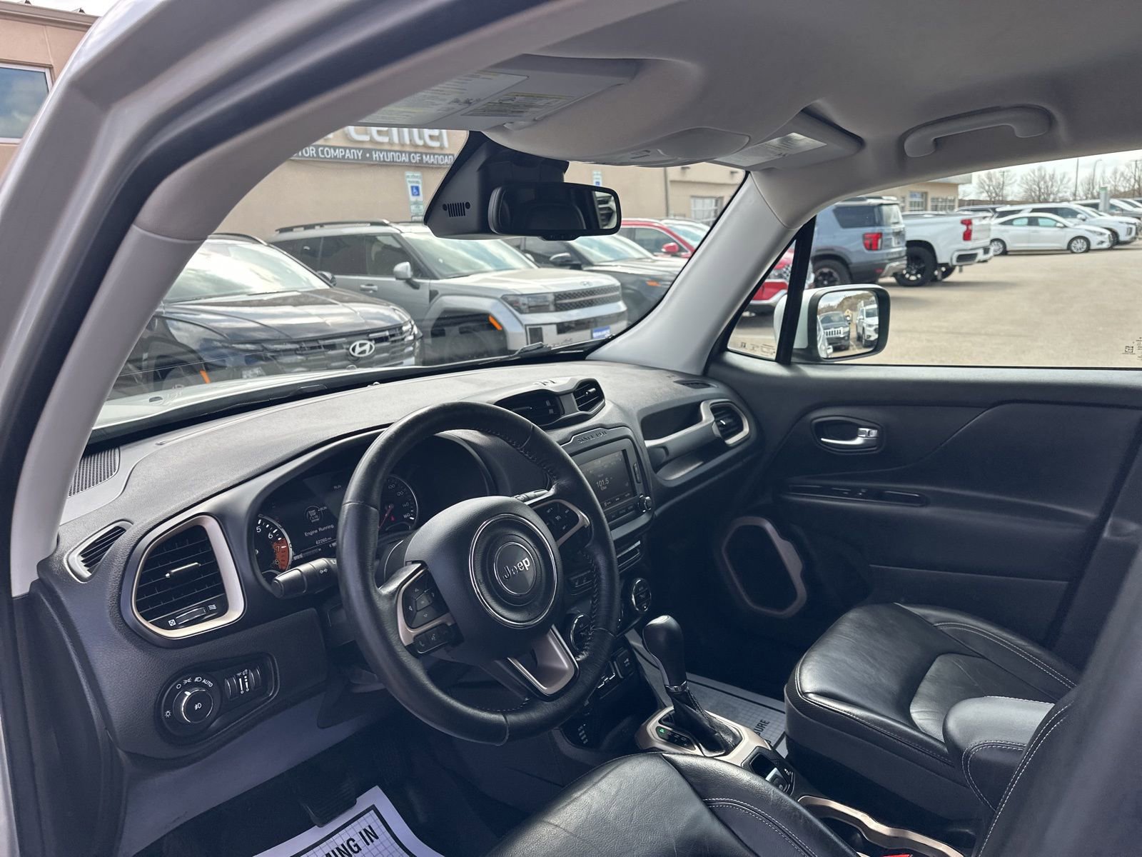 Used 2016 Jeep Renegade Limited AWD/4WD image 13