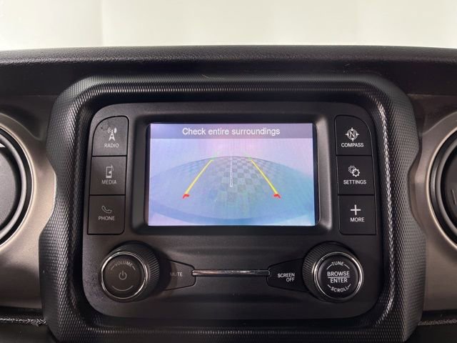 Used 2020 Jeep Wrangler Sport image 26