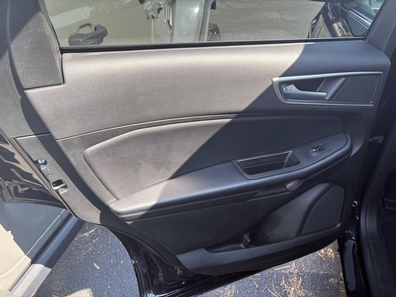Used 2023 Ford Edge SEL w/ Convenience Package AWD/4WD image 15
