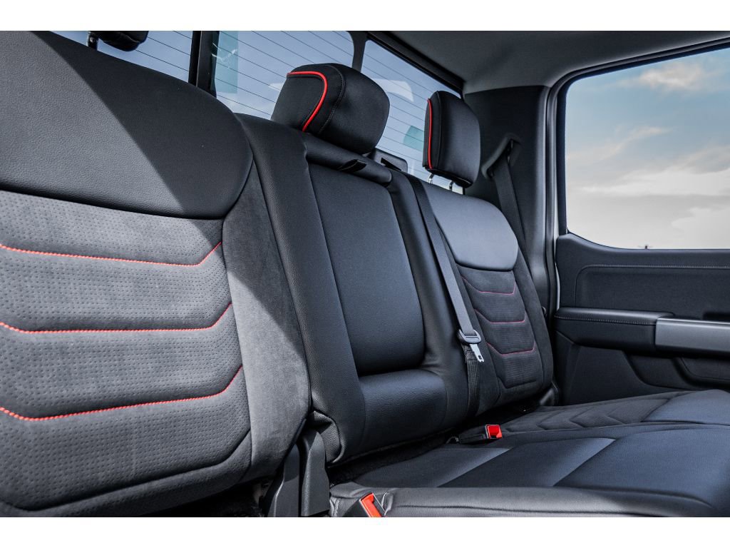 New 2026 Ford F250 Lariat w/ Black Appearance Package image 26