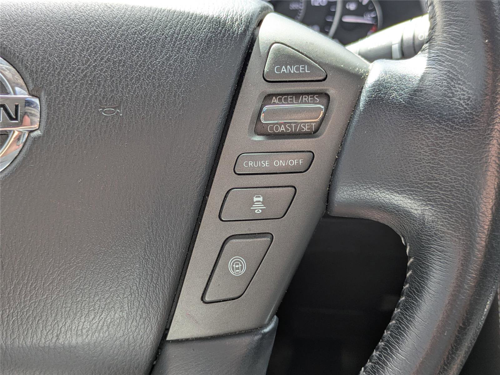 Used 2019 Nissan Armada Platinum w/ Captain's Chairs Package RWD image 40