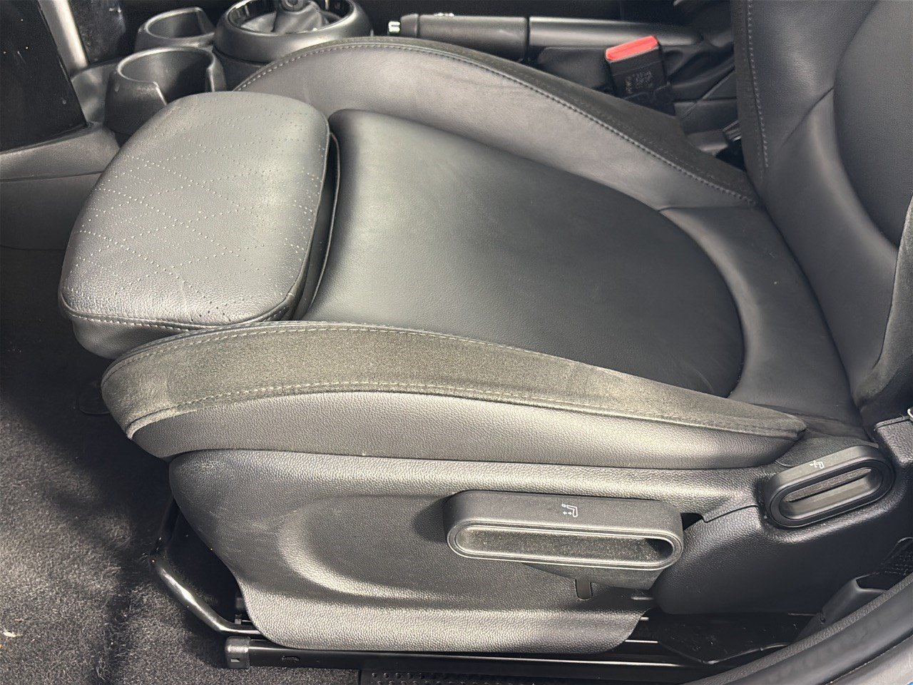 Used 2024 MINI Cooper S FWD image 15