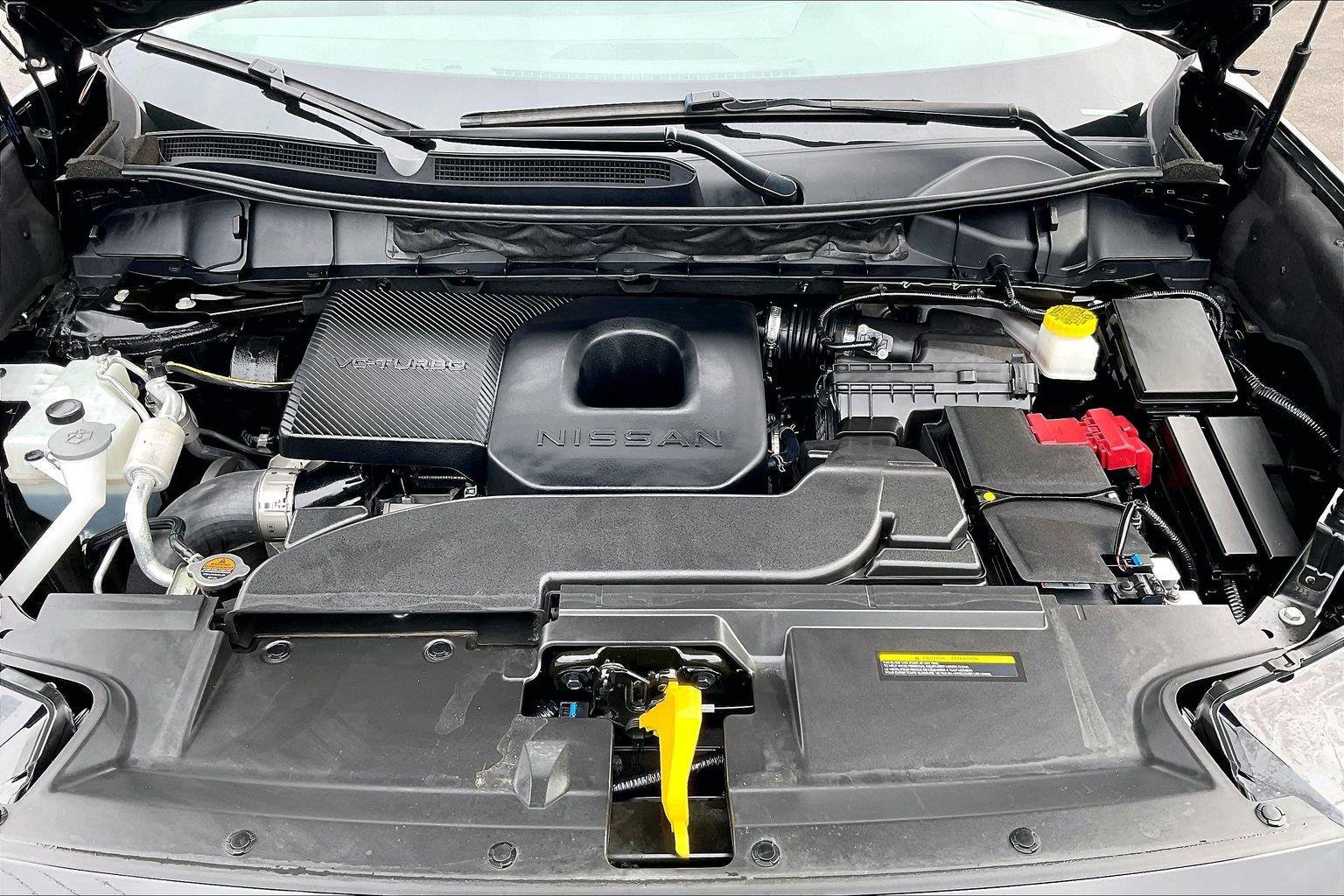 Certified 2025 Nissan Murano SV FWD image 11