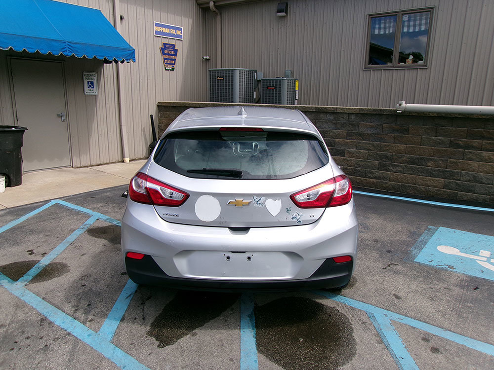 Used 2018 Chevrolet Cruze LT w/ Convenience Package image 4