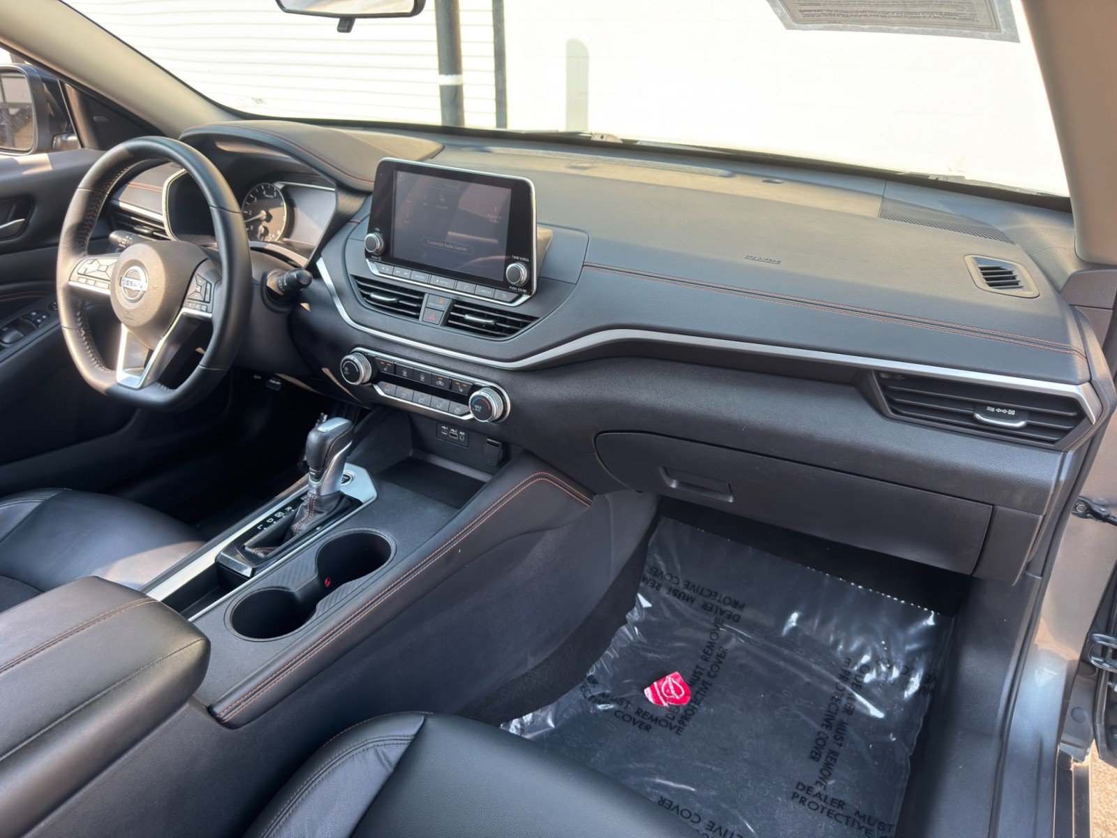 Used 2022 Nissan Altima 2.0 SR FWD image 13