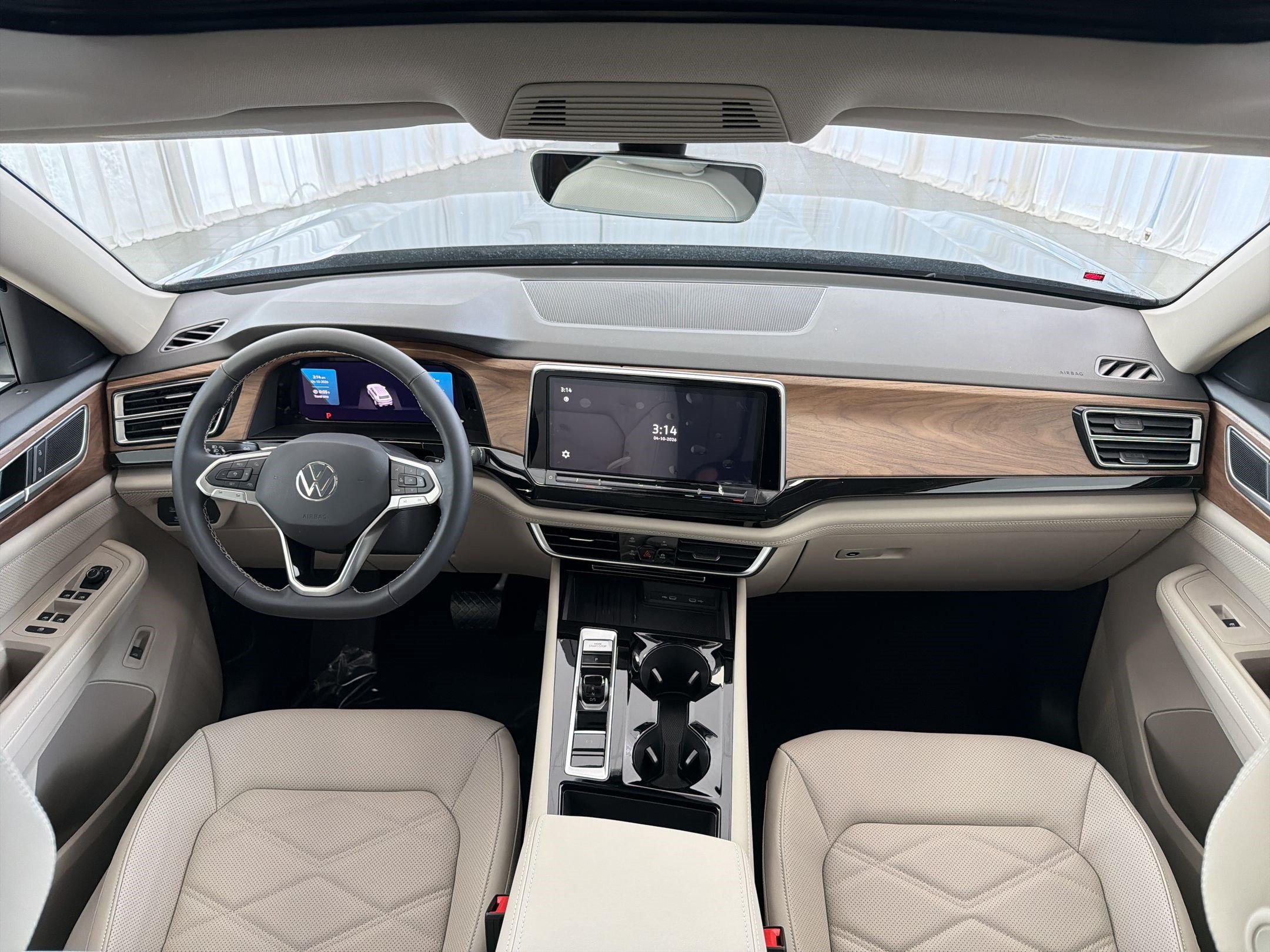 New 2026 Volkswagen Atlas SE FWD image 16