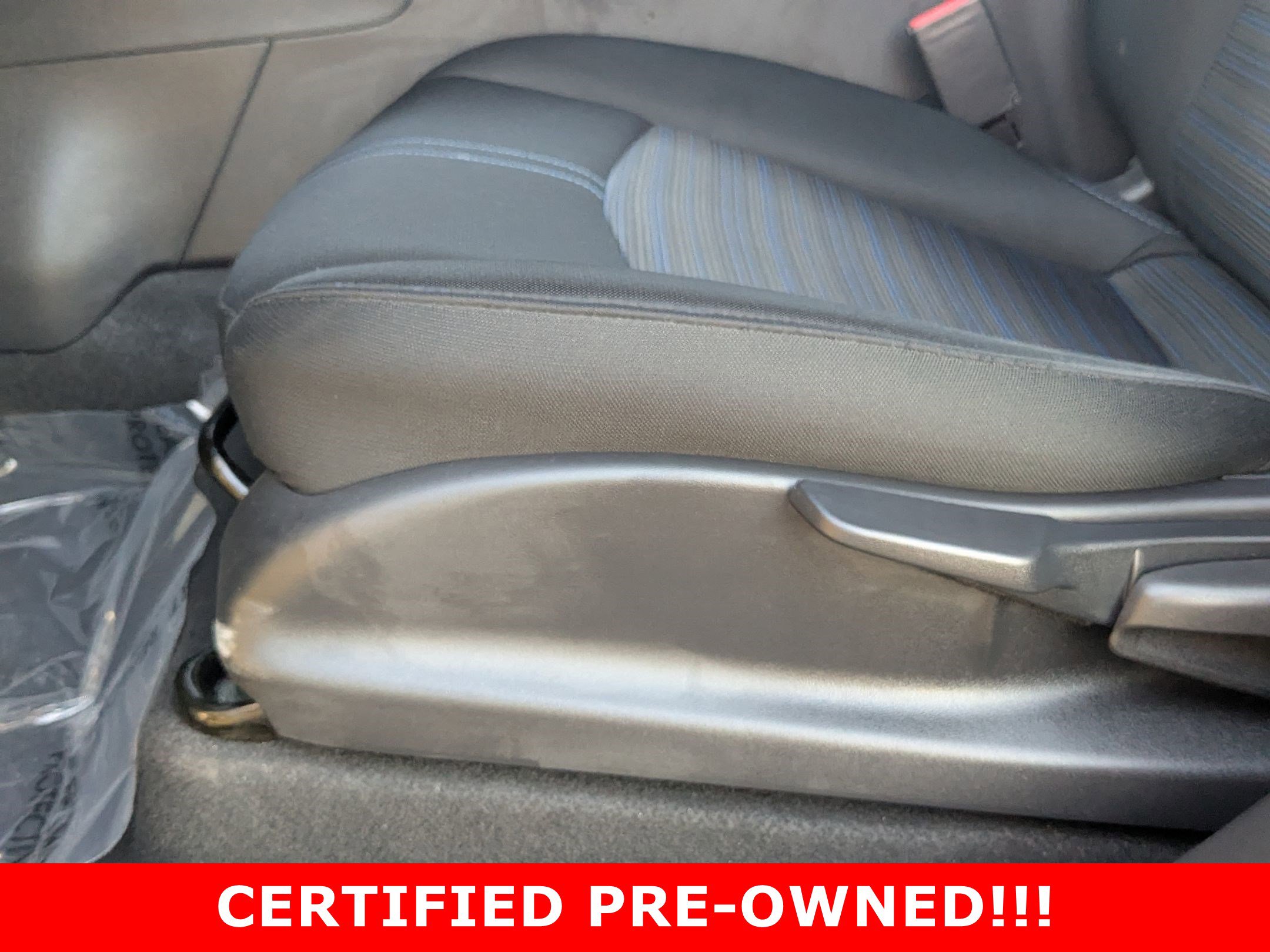 Certified 2024 Nissan Leaf S image 15