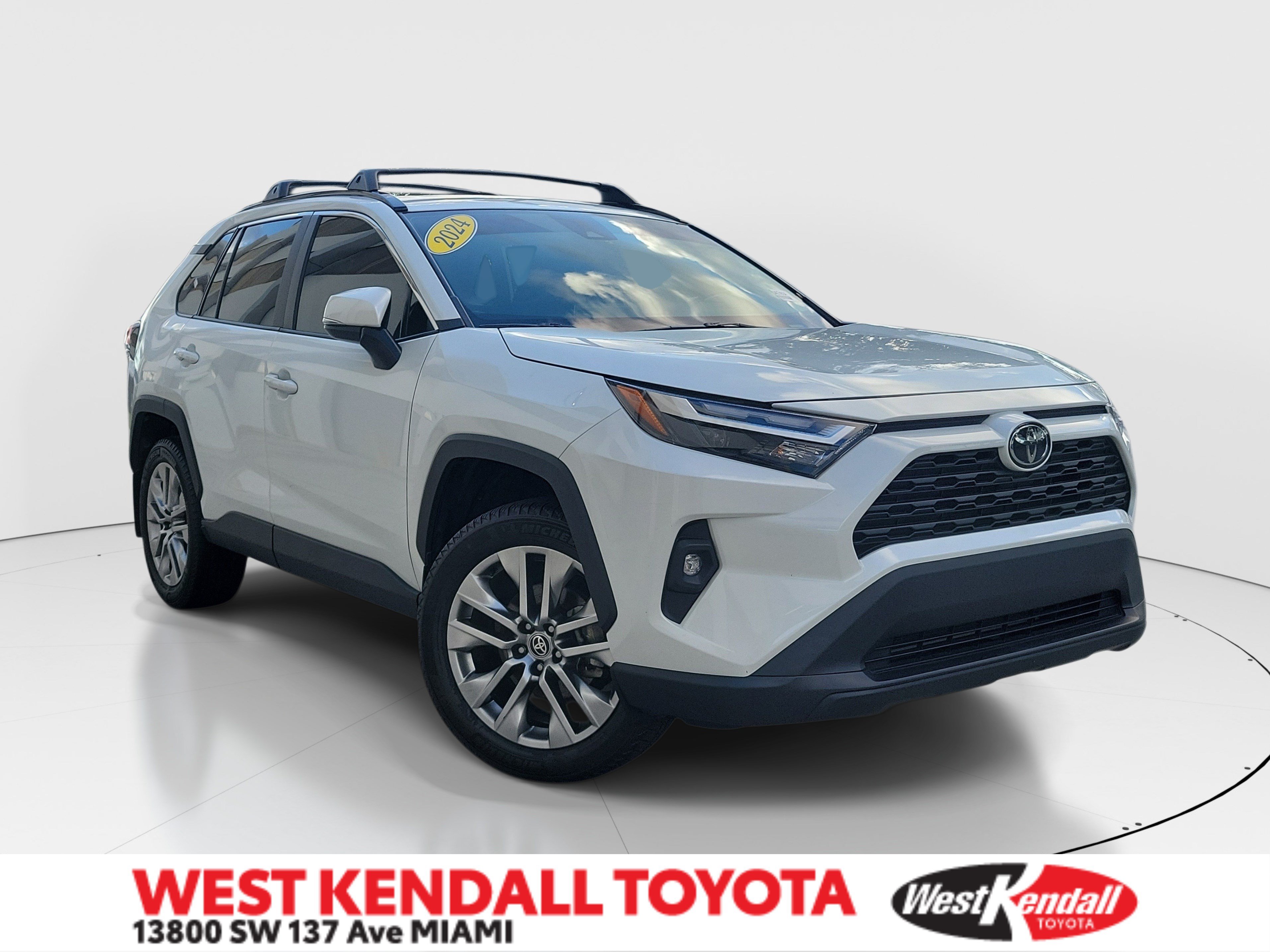Used 2024 Toyota RAV4 XLE Premium FWD image 1
