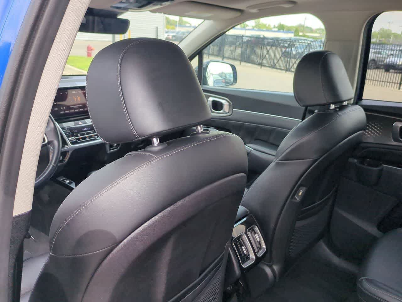 Used 2022 Kia Sorento SX AWD/4WD image 17