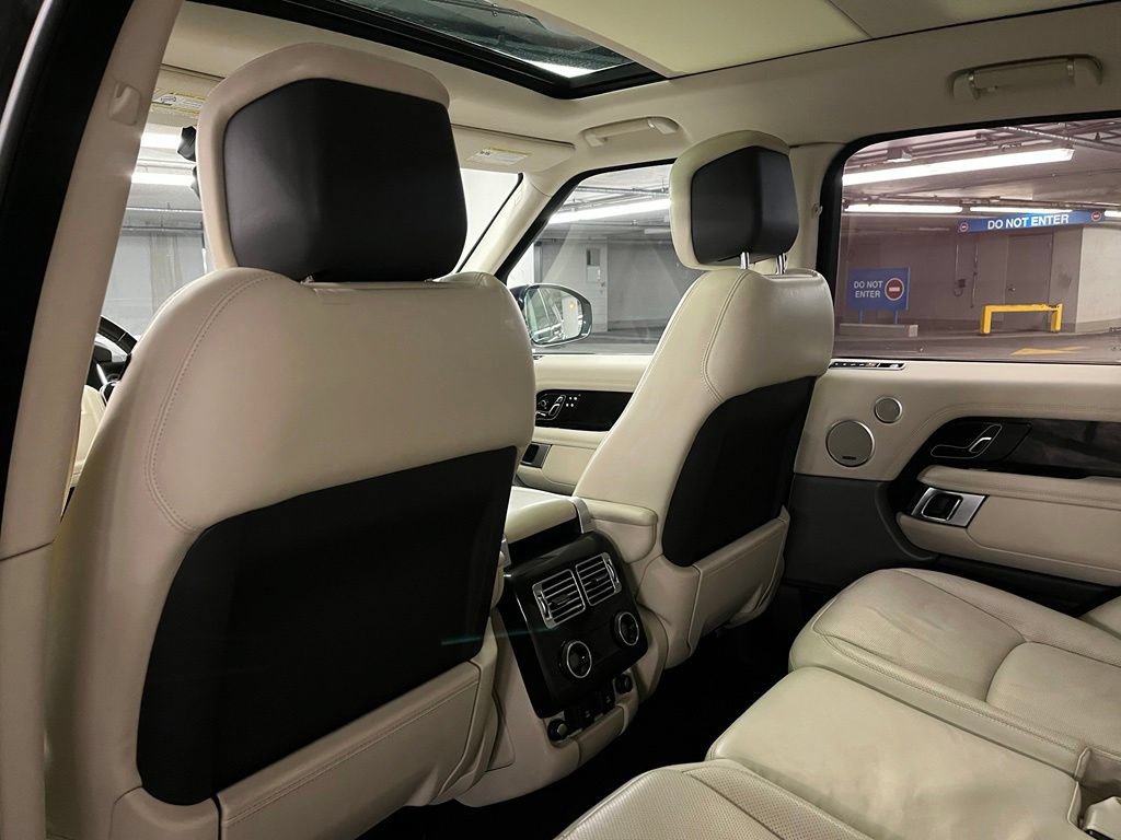 Used 2018 Land Rover Range Rover HSE AWD/4WD image 23
