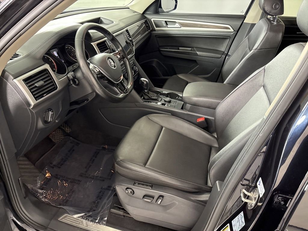 Used 2018 Volkswagen Atlas SEL AWD/4WD image 27