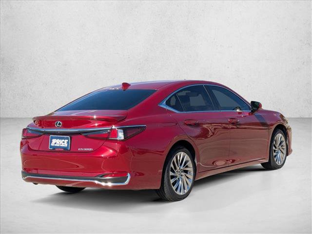 Used 2023 Lexus ES 300h Ultra Luxury w/ Accessory Package (Z2) image 5