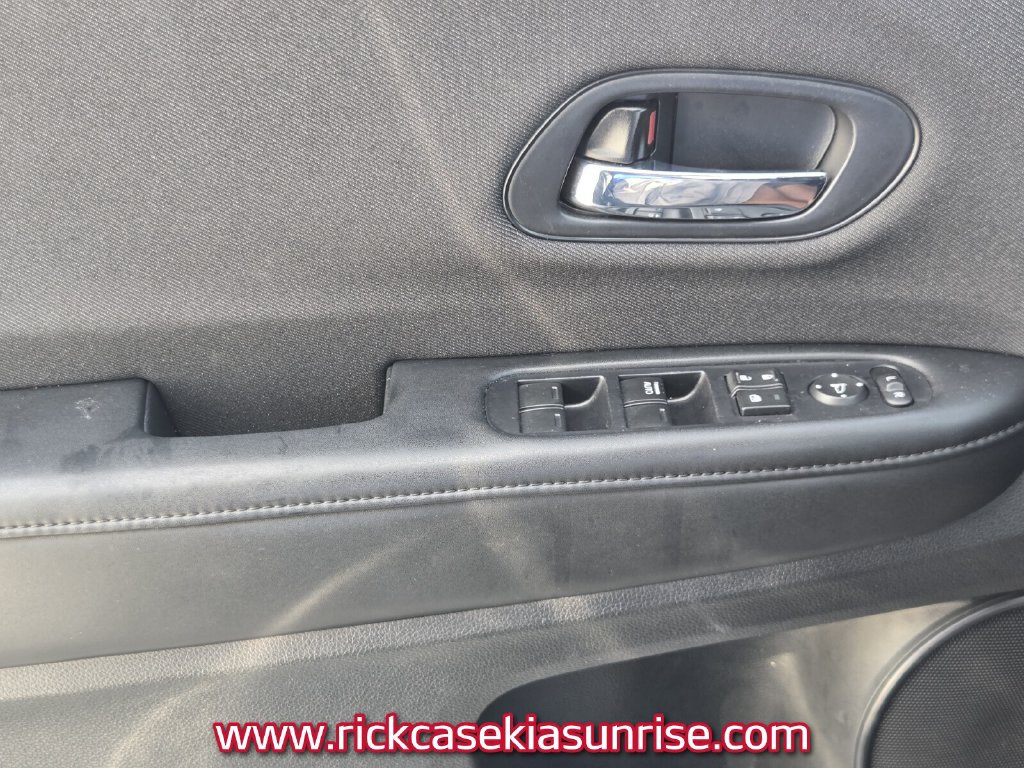 Used 2021 Honda HR-V Sport image 31