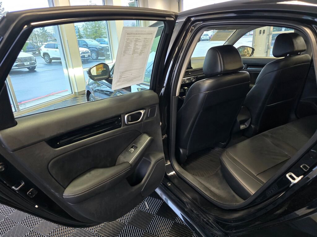 Used 2022 Honda Civic Touring image 38