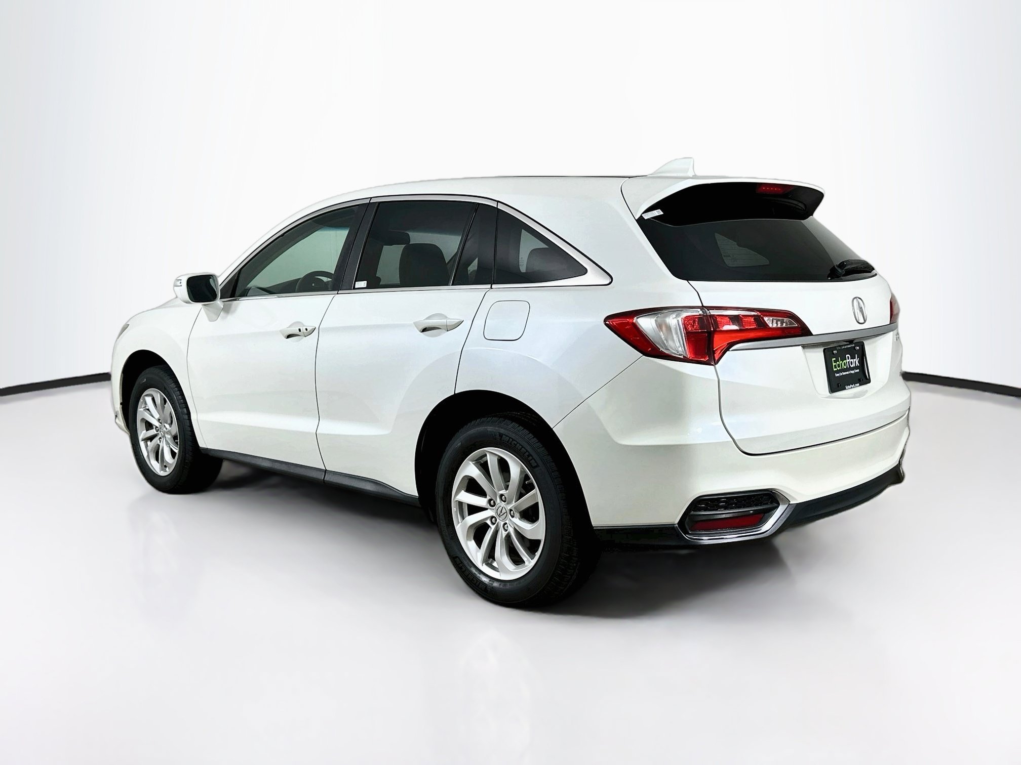 Used 2017 Acura RDX w/ Technology Package AWD/4WD image 5