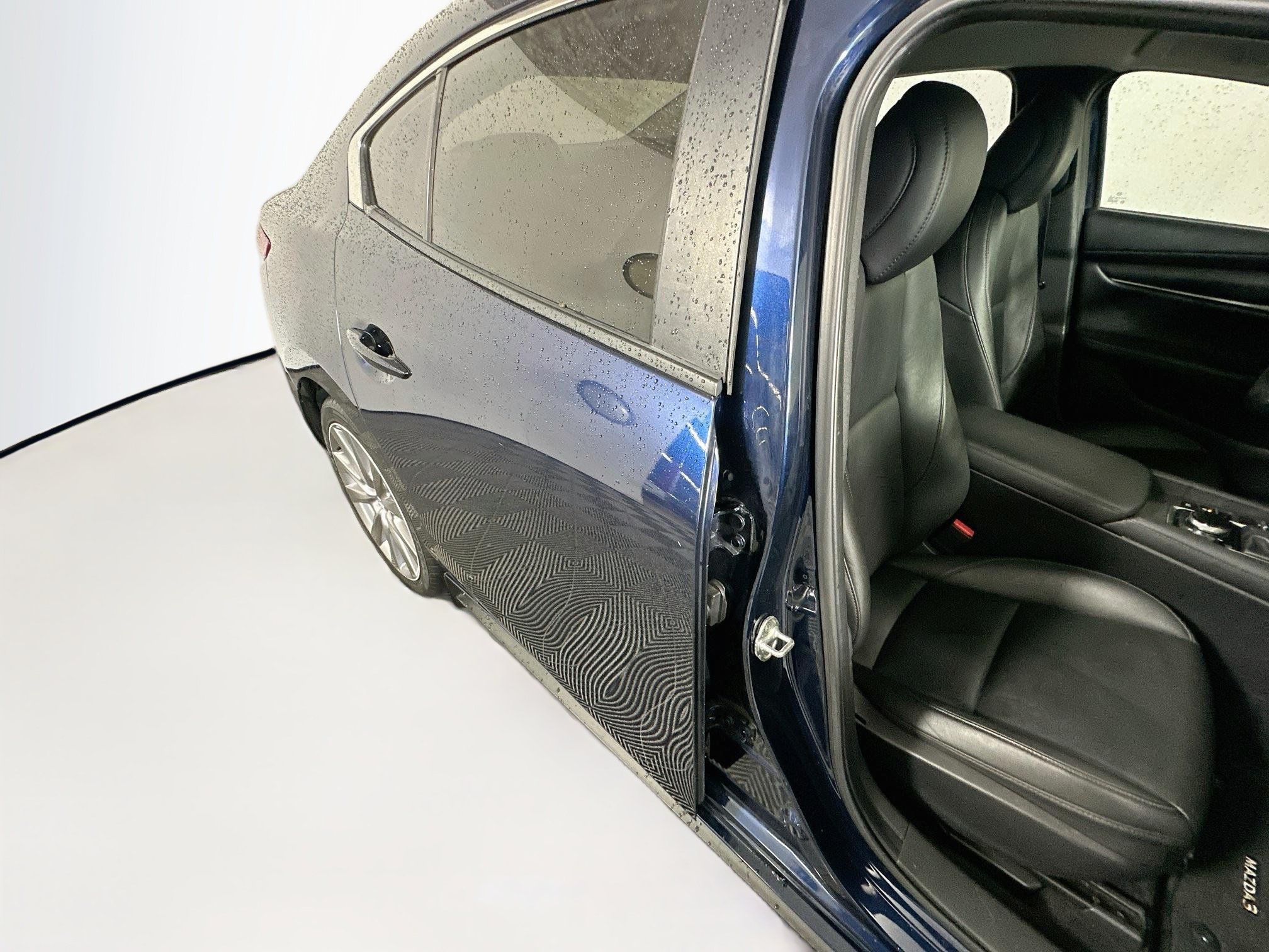 Used 2021 MAZDA MAZDA3 s FWD image 28