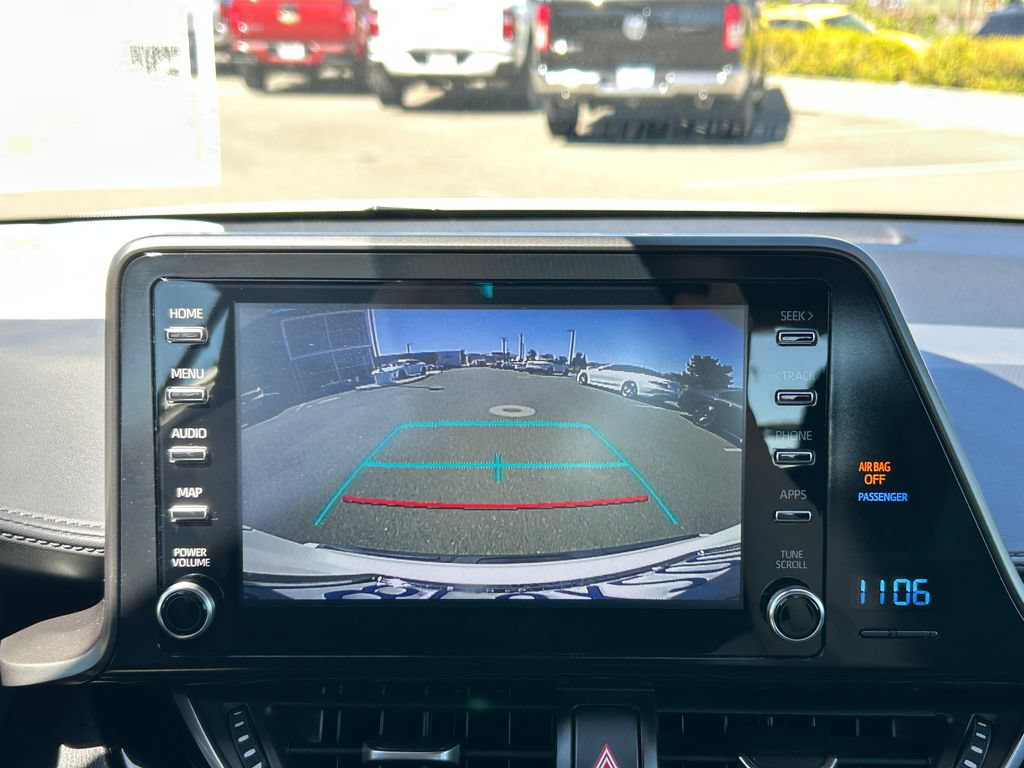 Used 2019 Toyota C-HR LE FWD image 22