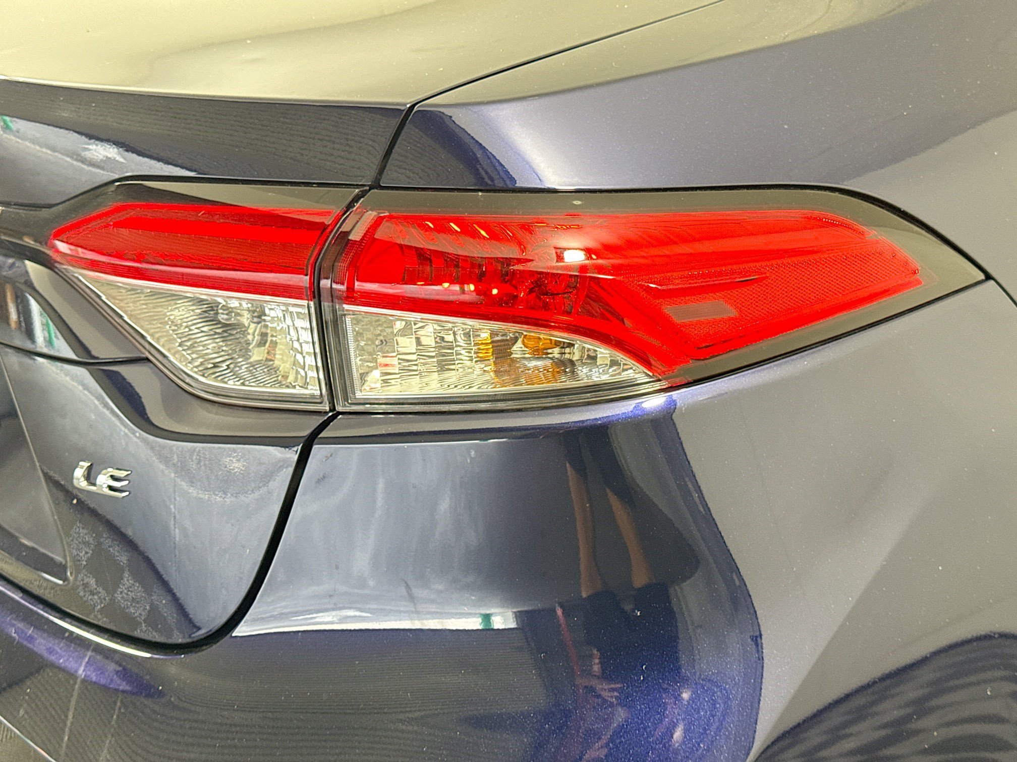 Used 2025 Toyota Corolla LE image 33