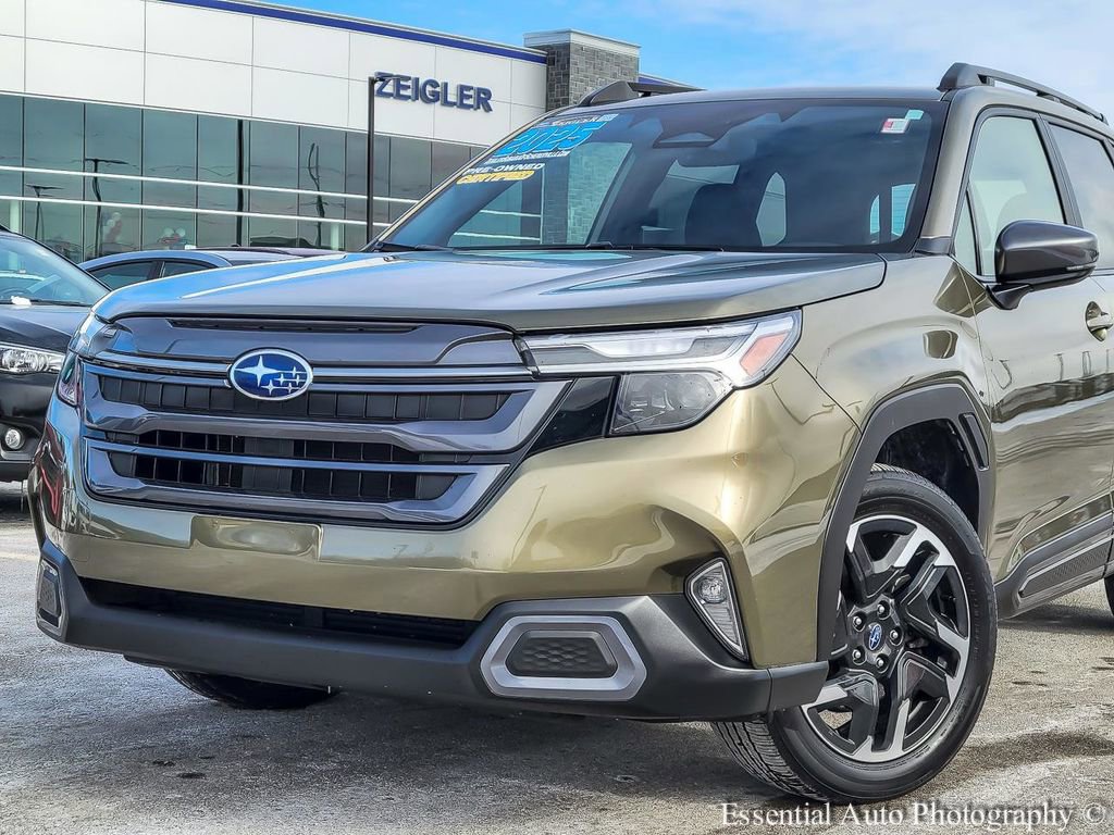 Used 2025 Subaru Forester Limited w/ Popular Package #2 AWD/4WD image 2