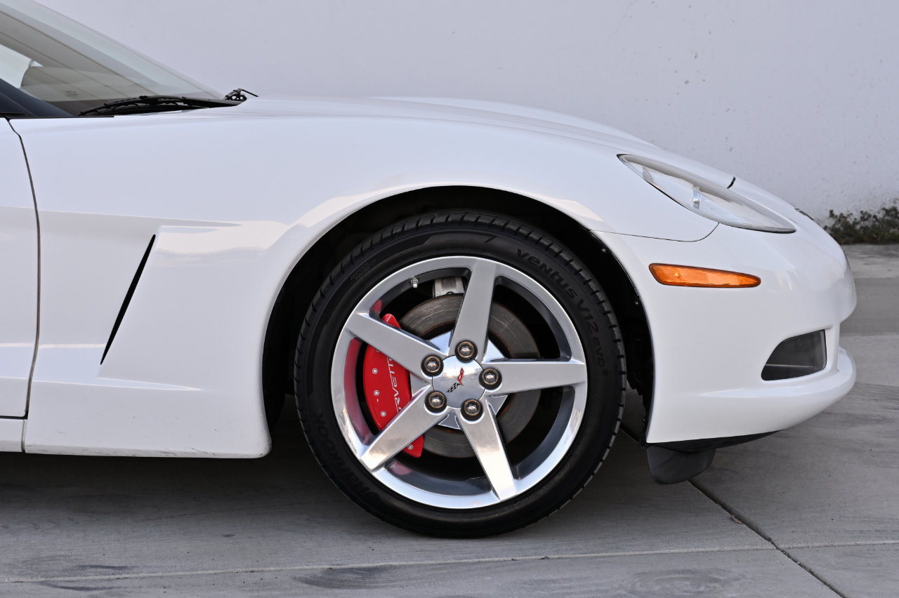 Used 2006 Chevrolet Corvette Convertible w/ Preferred Equipment Group RWD image 50