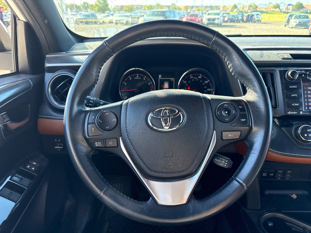 Used 2018 Toyota RAV4 SE w/ Power Extra Value Package AWD/4WD image 21