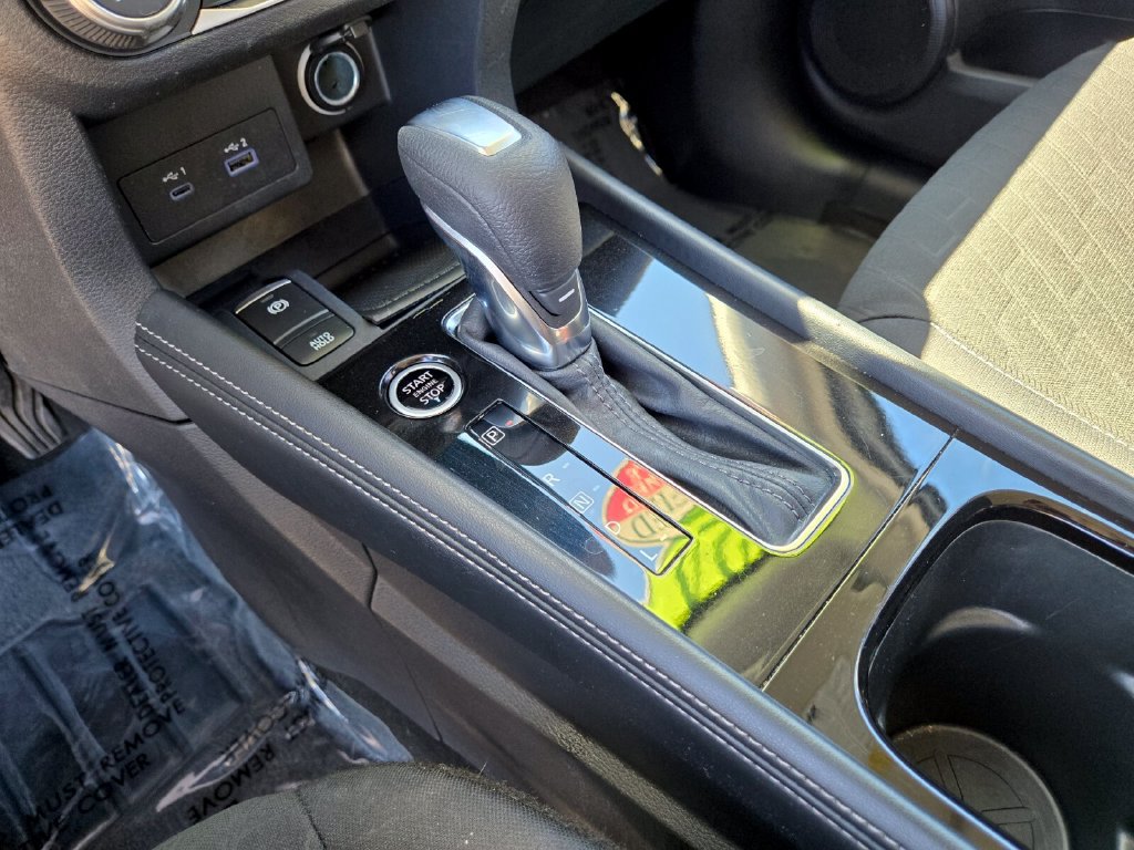 Certified 2024 Nissan Kicks SV w/ Interior Electronics Package FWD image 28