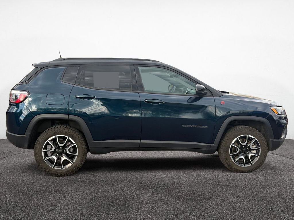 Used 2024 Jeep Compass Trailhawk w/ Sun and Sound Group image 6