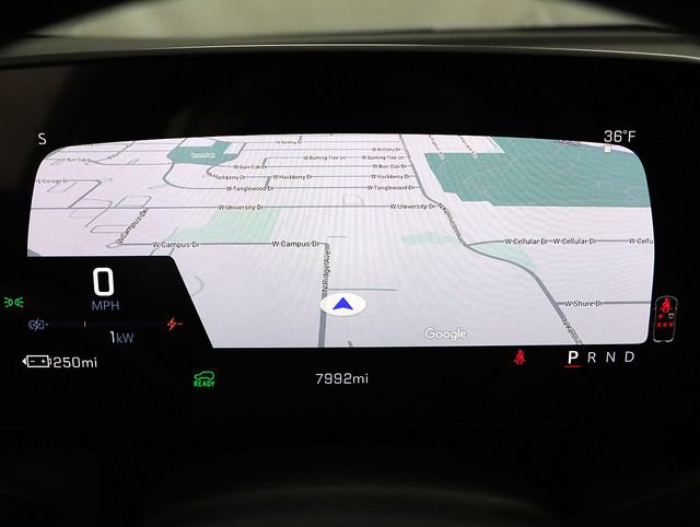 Used 2025 Chevrolet Equinox EV LT image 19