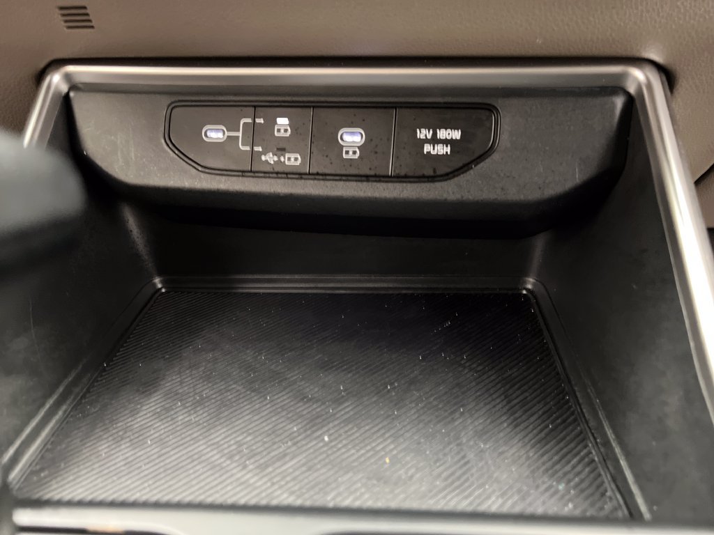 Used 2025 Kia Carnival FWD image 62