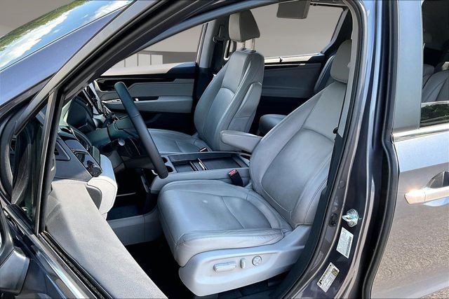 Certified 2022 Honda Odyssey Touring image 20