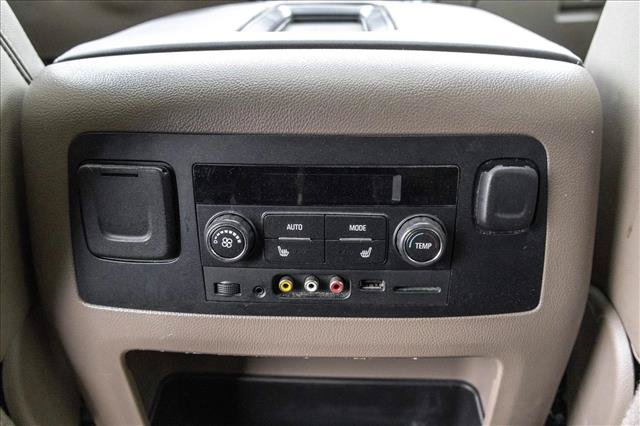 Used 2015 Chevrolet Suburban LTZ AWD/4WD image 22