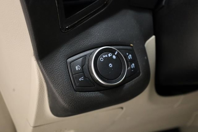 Used 2017 Ford Escape Titanium image 14