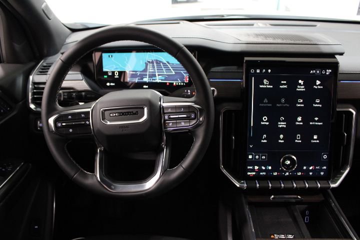 New 2026 GMC Acadia Denali w/ LPO, Floor Liner Package image 29