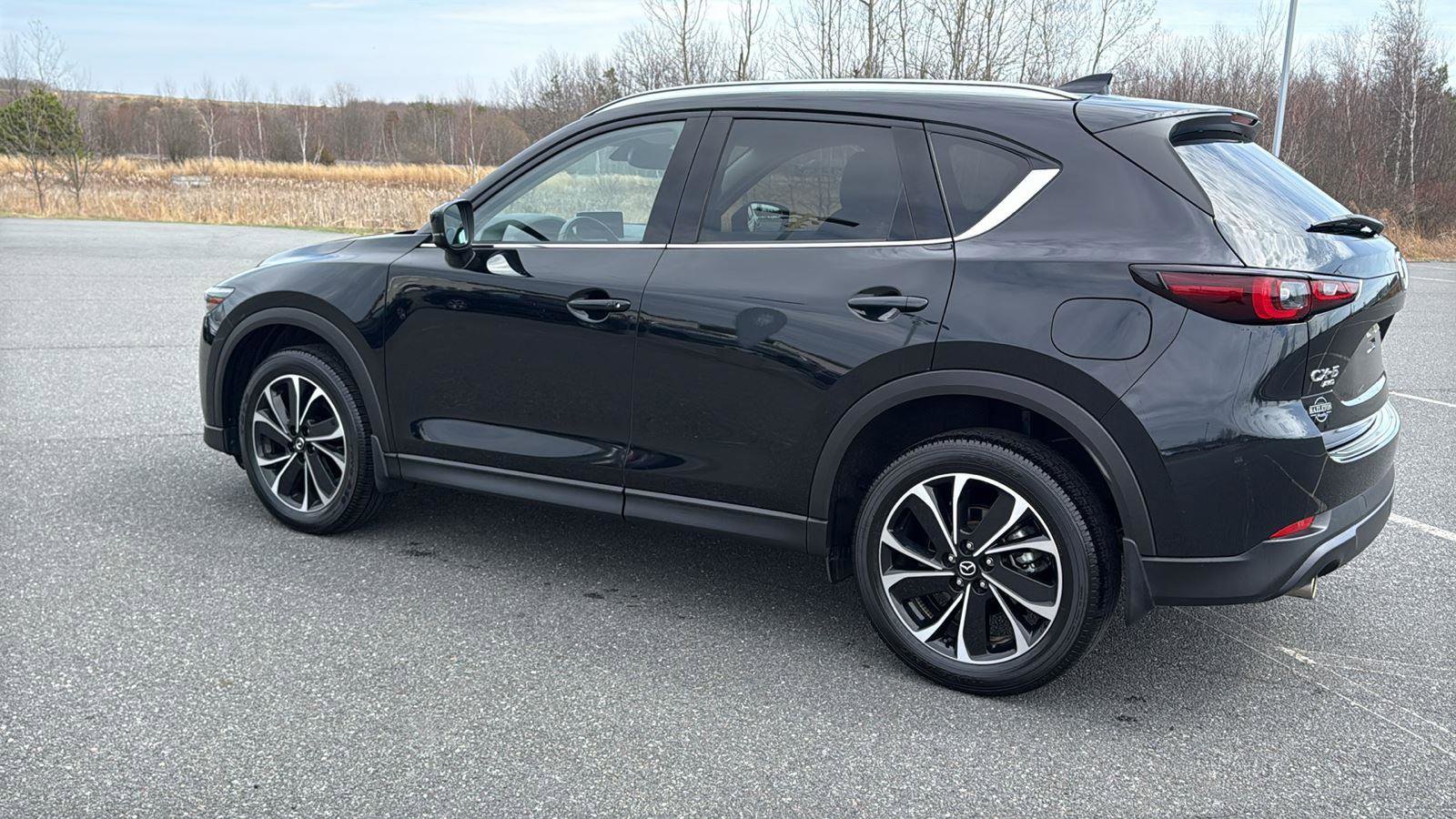 Certified 2022 MAZDA CX-5 AWD 2.5 S w/ Premium Plus Pkg image 10