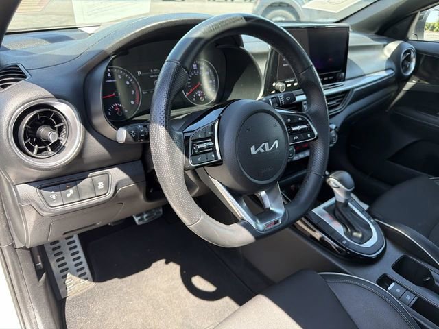 Used 2023 Kia Forte GT-Line w/ GT-Line Premium Package image 12