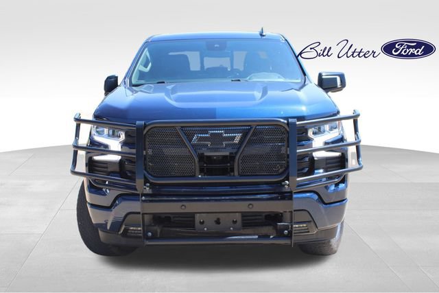 Used 2023 Chevrolet Silverado 1500 RST AWD/4WD image 2