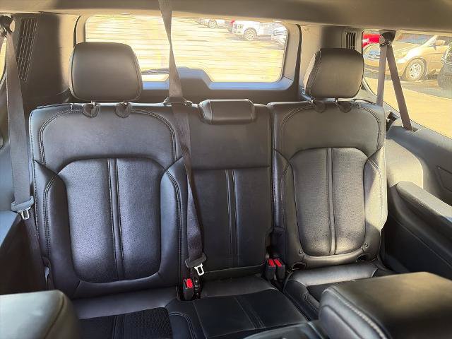 Used 2024 Jeep Wagoneer L Series II RWD image 32