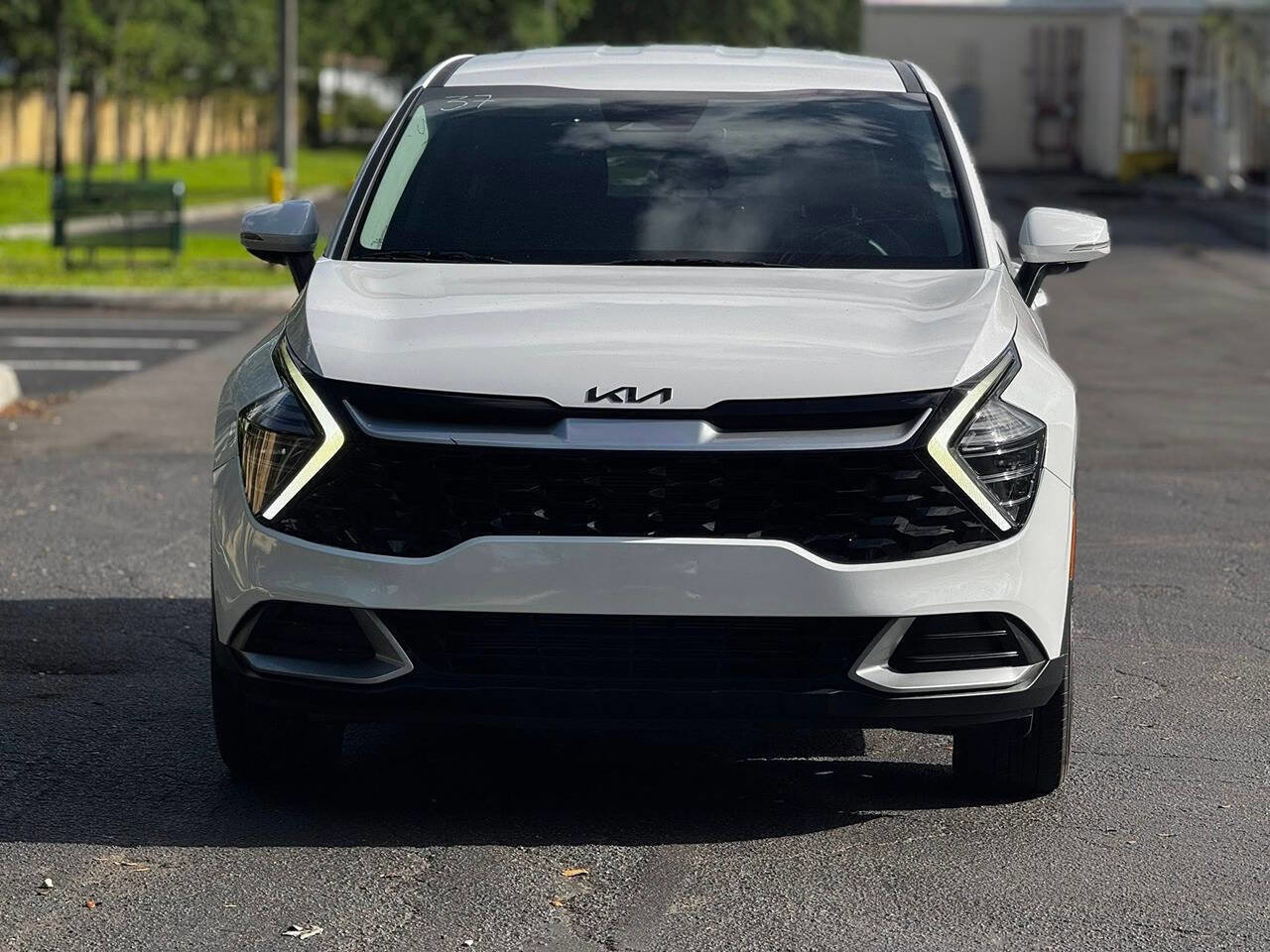 Used 2025 Kia Sportage EX image 14