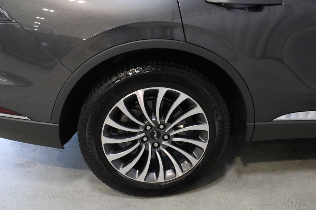 Used 2020 Lincoln Aviator Reserve w/ Equipment Group 201A AWD/4WD image 28