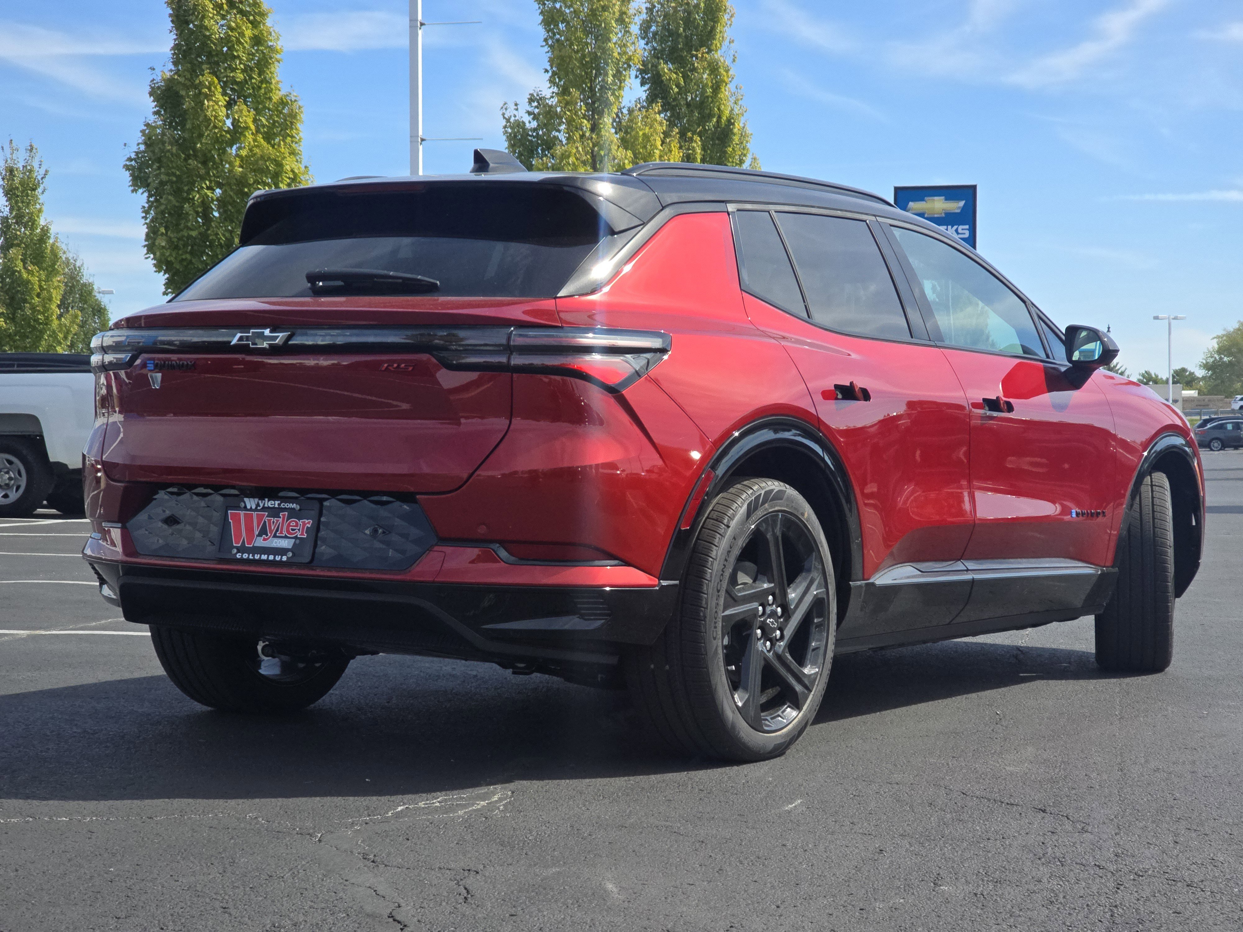 New 2026 Chevrolet Equinox EV RS image 17